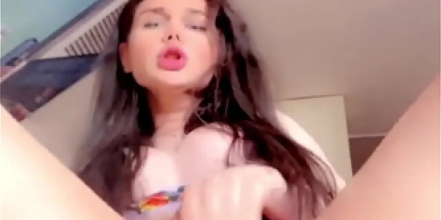 lesbian,natural tits,pussy